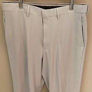 Haggar Men's Premium Comfort Flat Front Dress Pant 34X32 Khaki